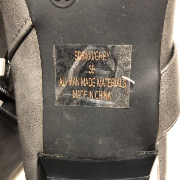 Vangelo Lined Booties - Picture 12 of 13